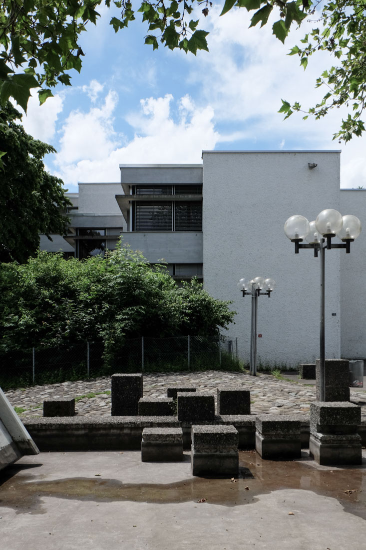 Esther & Rudolf Guyer - School Building Fondli Dietikon