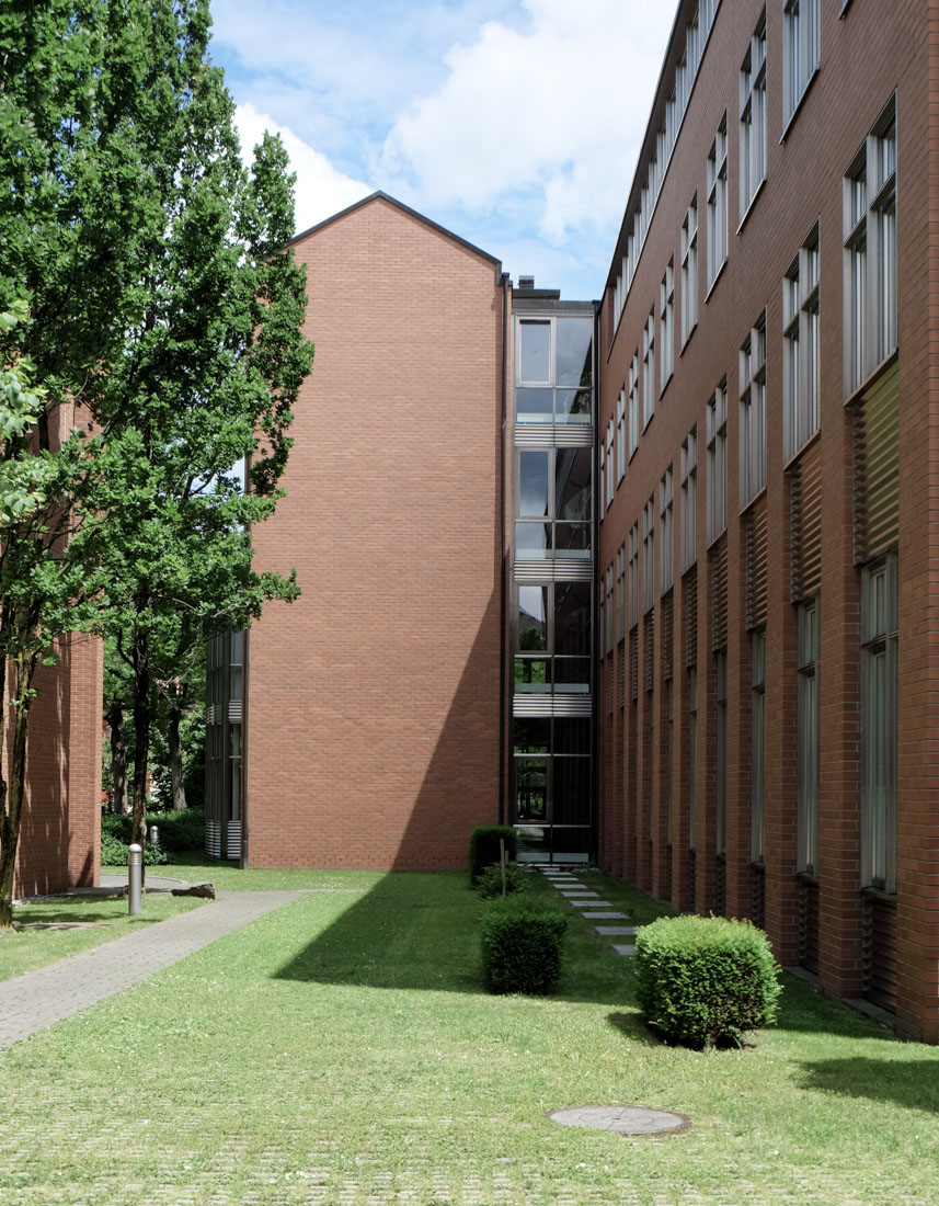 Esther & Rudolf Guyer - Town Hall Dietikon