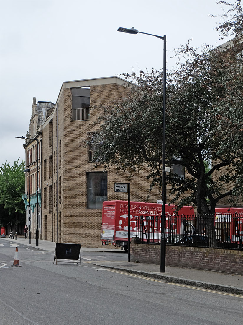 Jaccaud Zein - Shepherdess Walk Housing