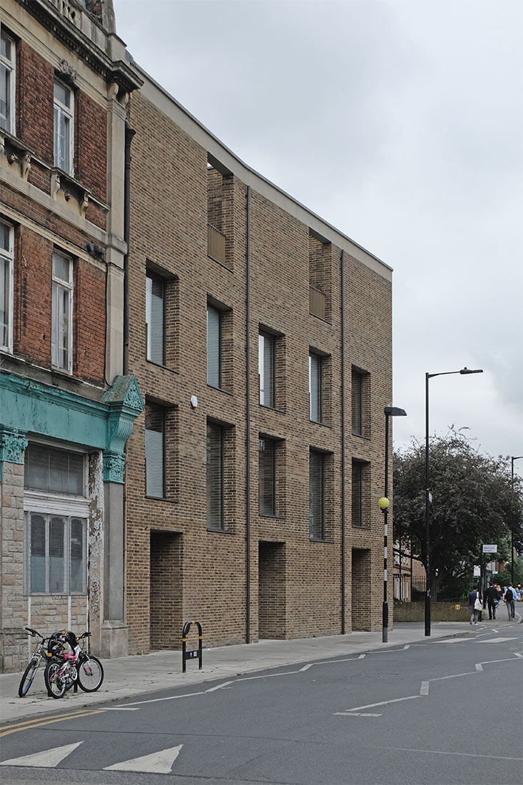 Jaccaud Zein - Shepherdess Walk Housing