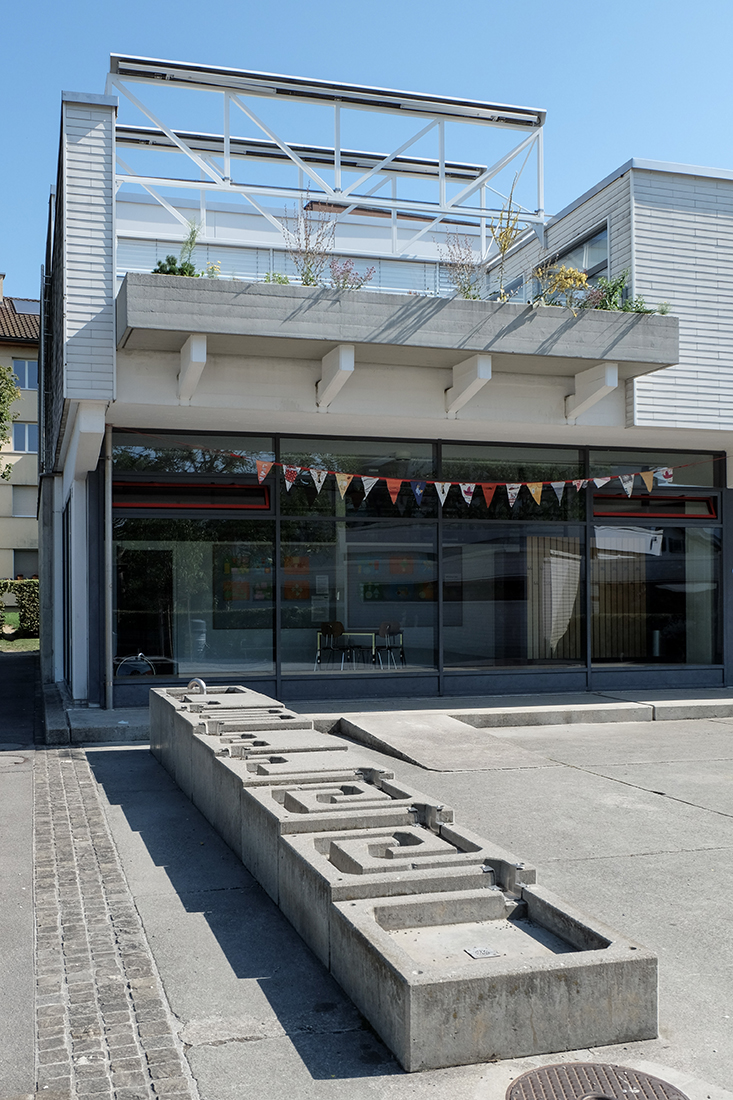 Peter & Klimentina Kamm - Letzi Schoolbuilding
                Zug