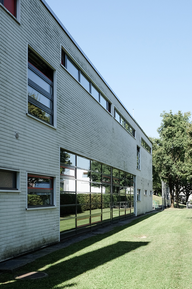 Peter & Klimentina Kamm - Letzi Schoolbuilding
                Zug