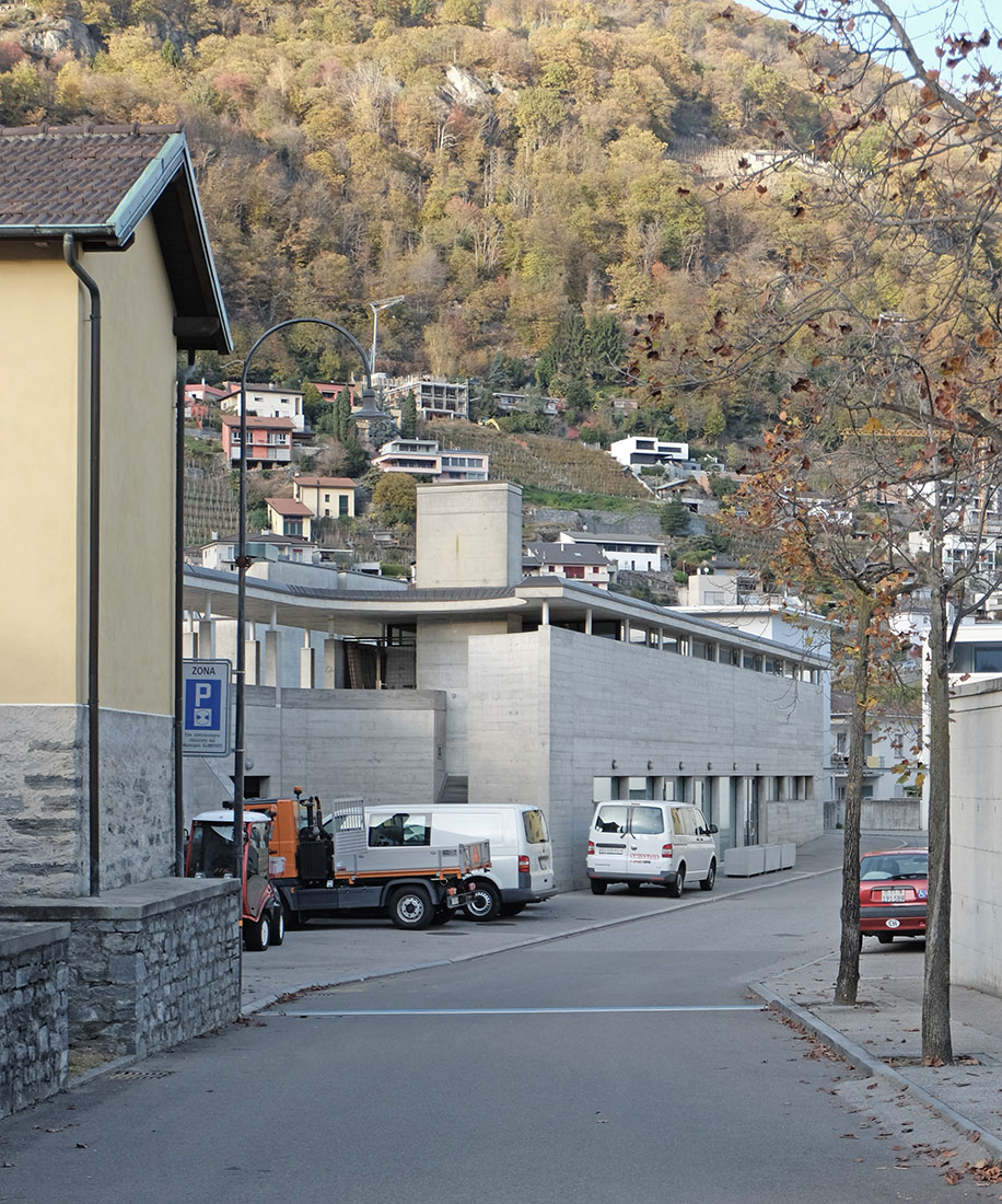 Luigi Snozzi - Gymnasium (Palestra) Monte Carasso