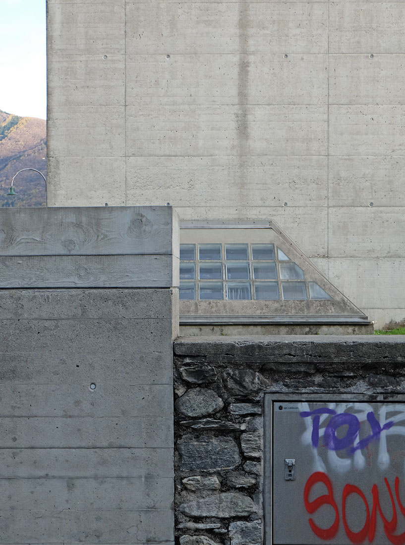 Luigi Snozzi - Gymnasium (Palestra) Monte Carasso