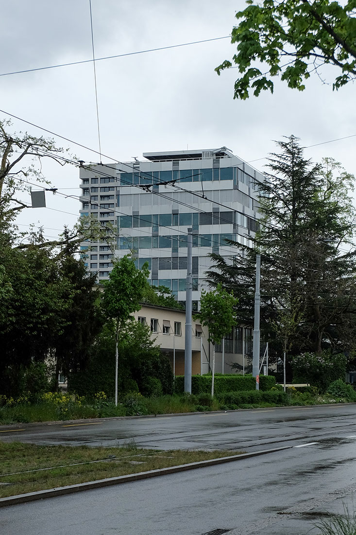 Werner Stcheli - Commercial Building
                          Badenerstrasse