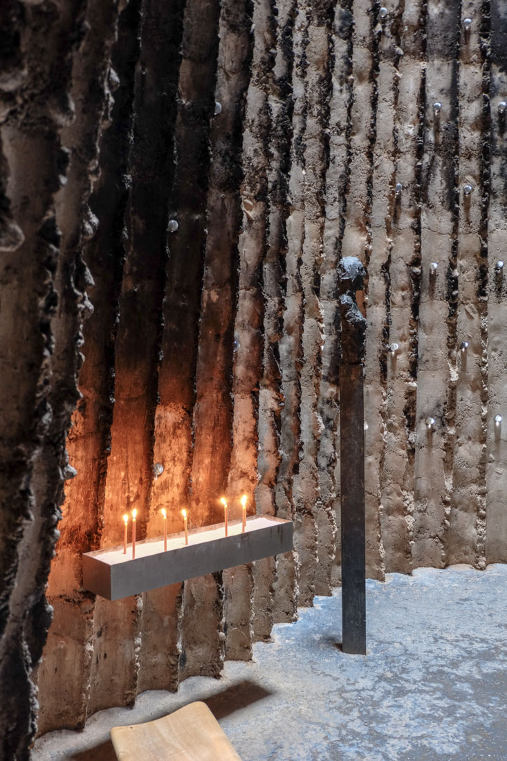 Peter Zumthor - Bruder-Klaus Field Chapel