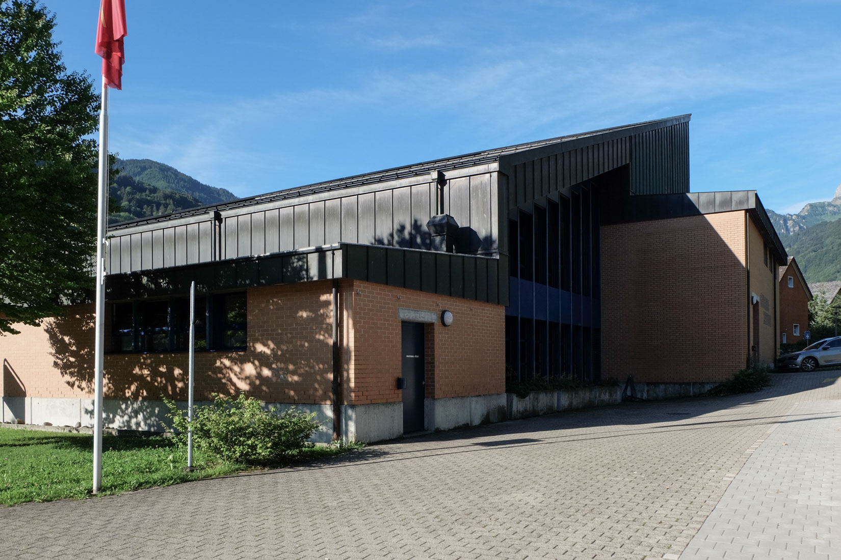 Jakob Zweifel - Community Centre Schwanden