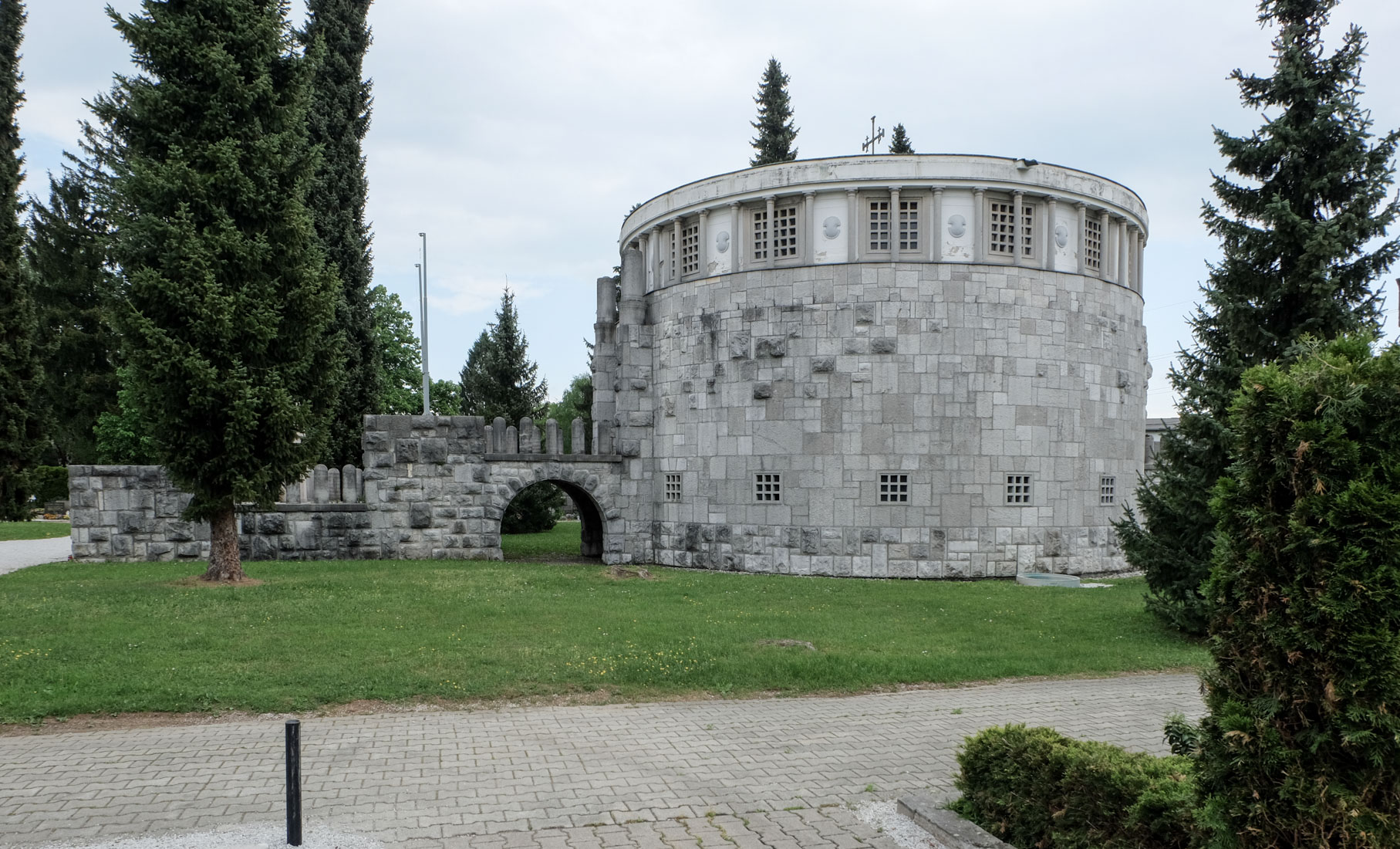 Edvard Ravnikar - Ossuary for the Fallen of WWI