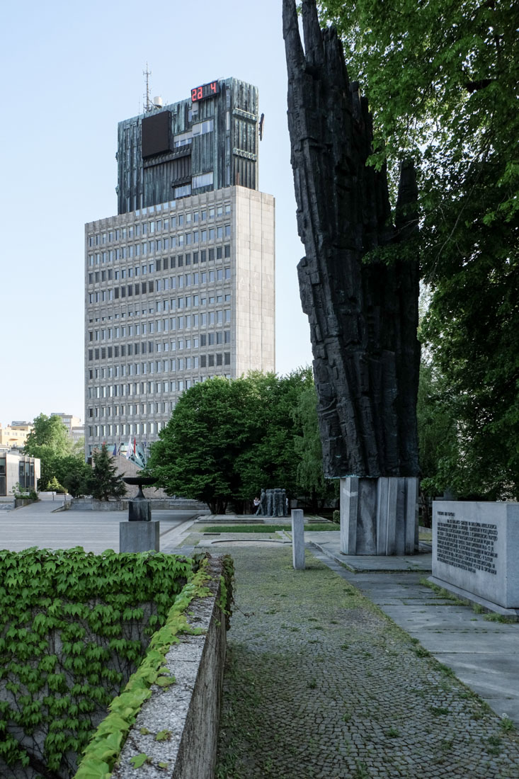 Edvard Ravnikar - Revolution Square