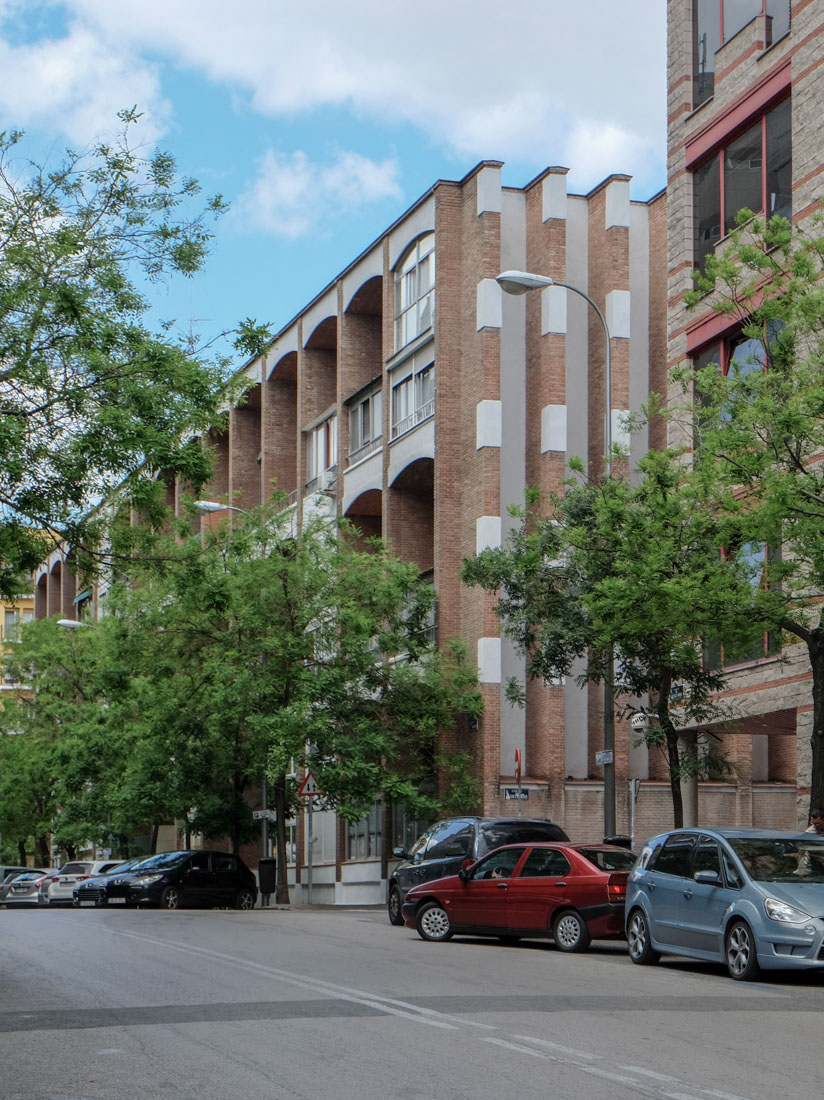 www.archipicture.eu - Francisco de Ass Cabrero - Edificio de Viviendas Virgen del Pilar