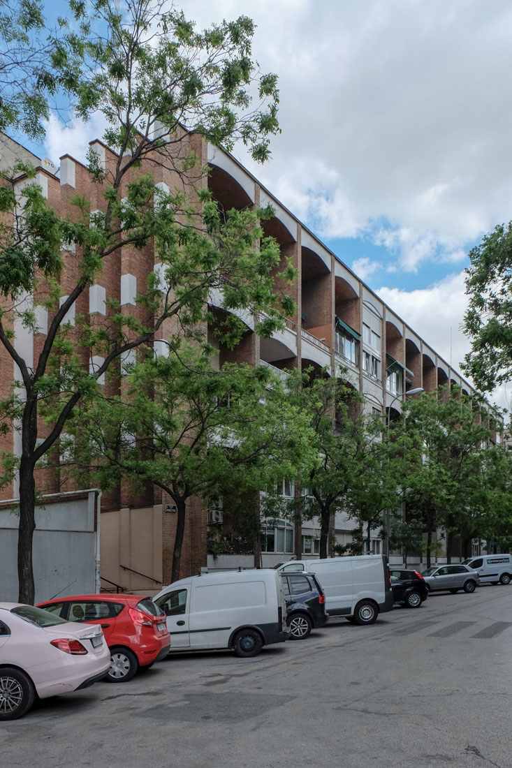 www.archipicture.eu - Francisco de Ass Cabrero - Edificio de Viviendas Virgen del Pilar