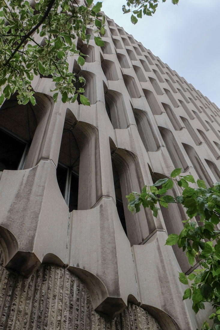 Eleuterio Poblacin Knappe - Edificio Beatriz Madrid