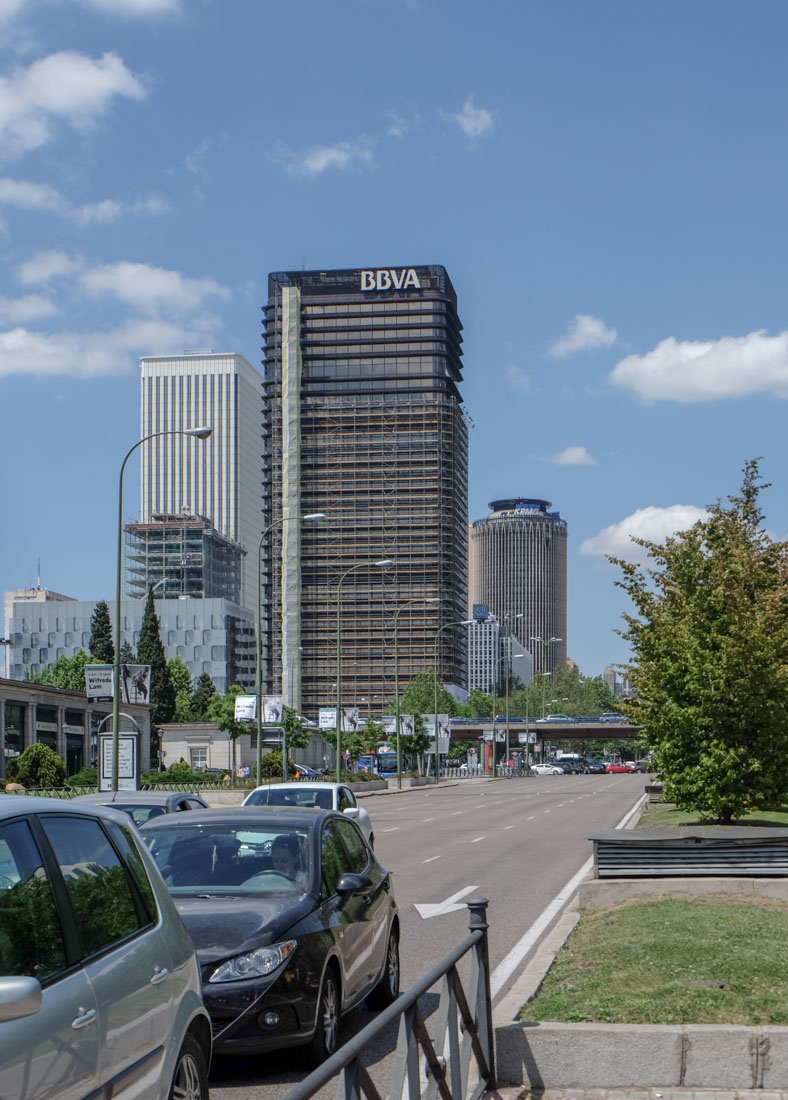 Francisco Javier Senz de Oiza - Banco de Bilbao Tower