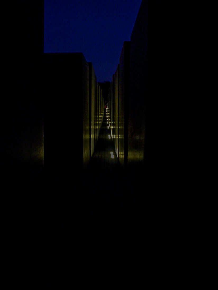 Peter Eisenman - Holocaust Memorial Berlin